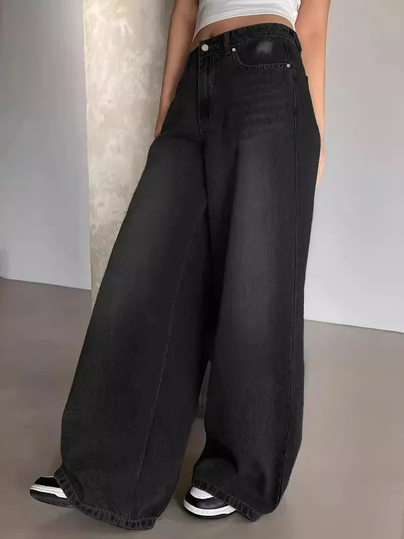 Women's high-waisted wide-leg jeans – full-length front view