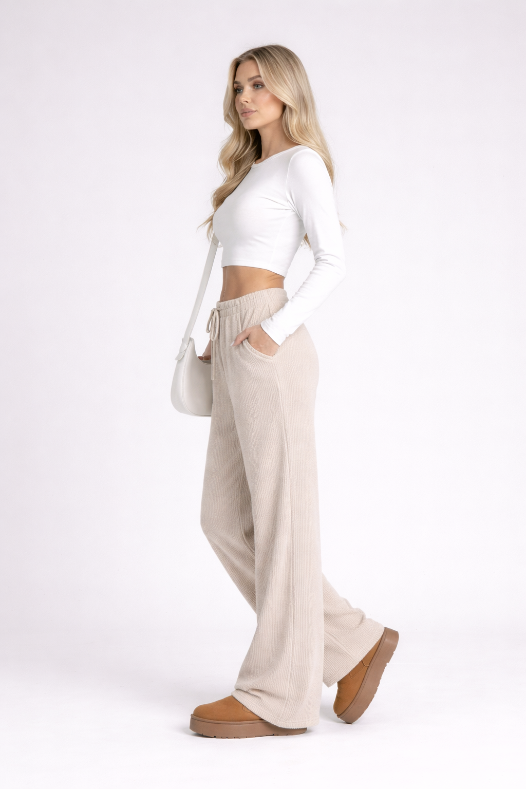 Everyday wide-leg trousers with elastic waist and lightweight textured material for women