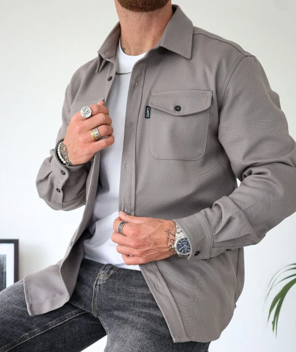 Men's overshirt with classic collar, button-front closure, and chest pockets — available in multiple sizes S to 3XL