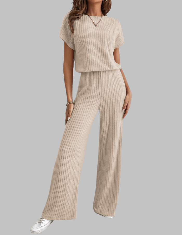 Ribbed women's two-piece set featuring a short-sleeve top and wide-leg pants