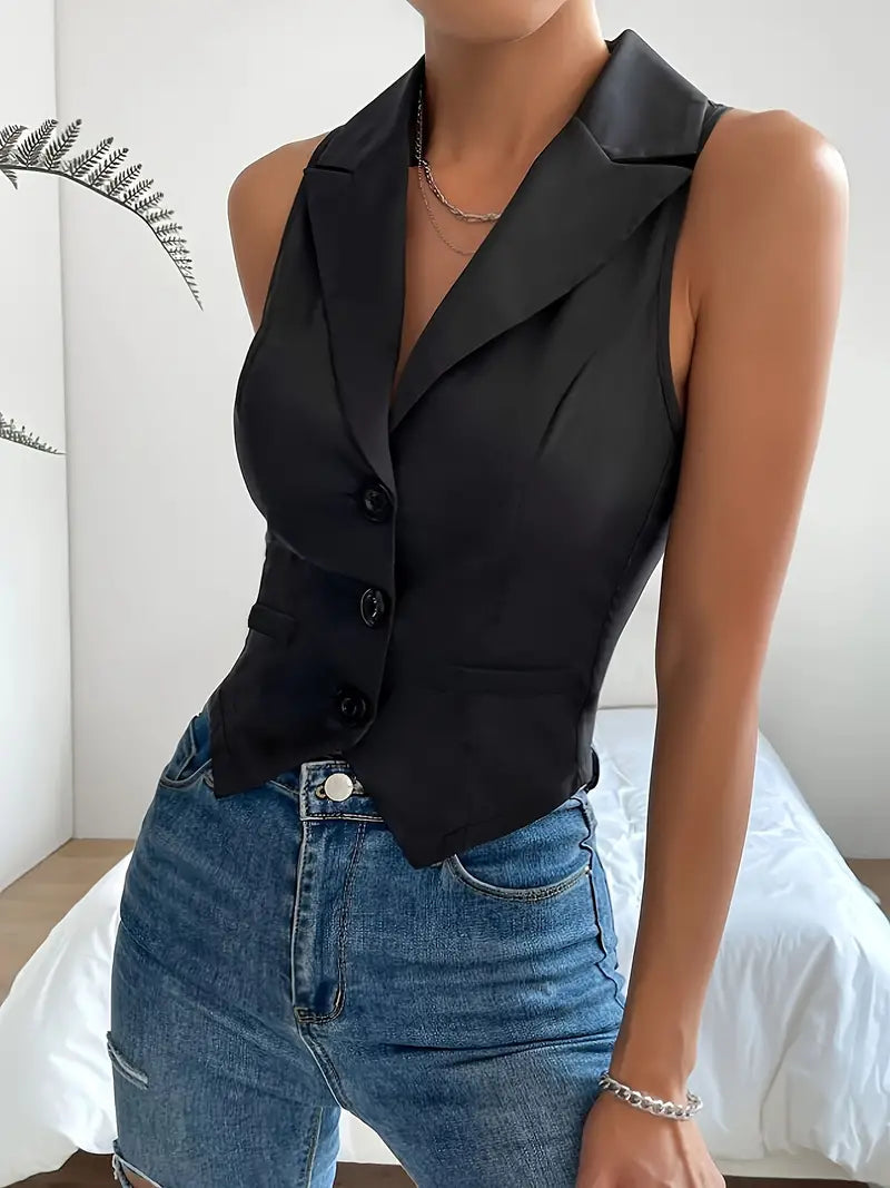 Structured woven vest with figure-hugging fit and shaped hem