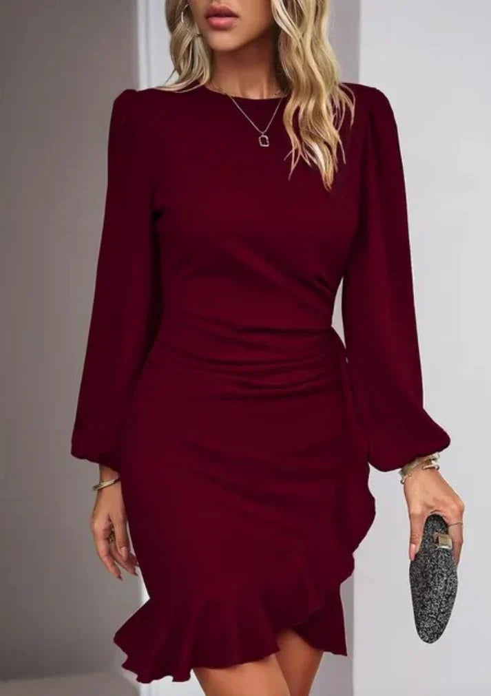 Women's pull-on midi dress with long sleeves and waist-shaping silhouette
