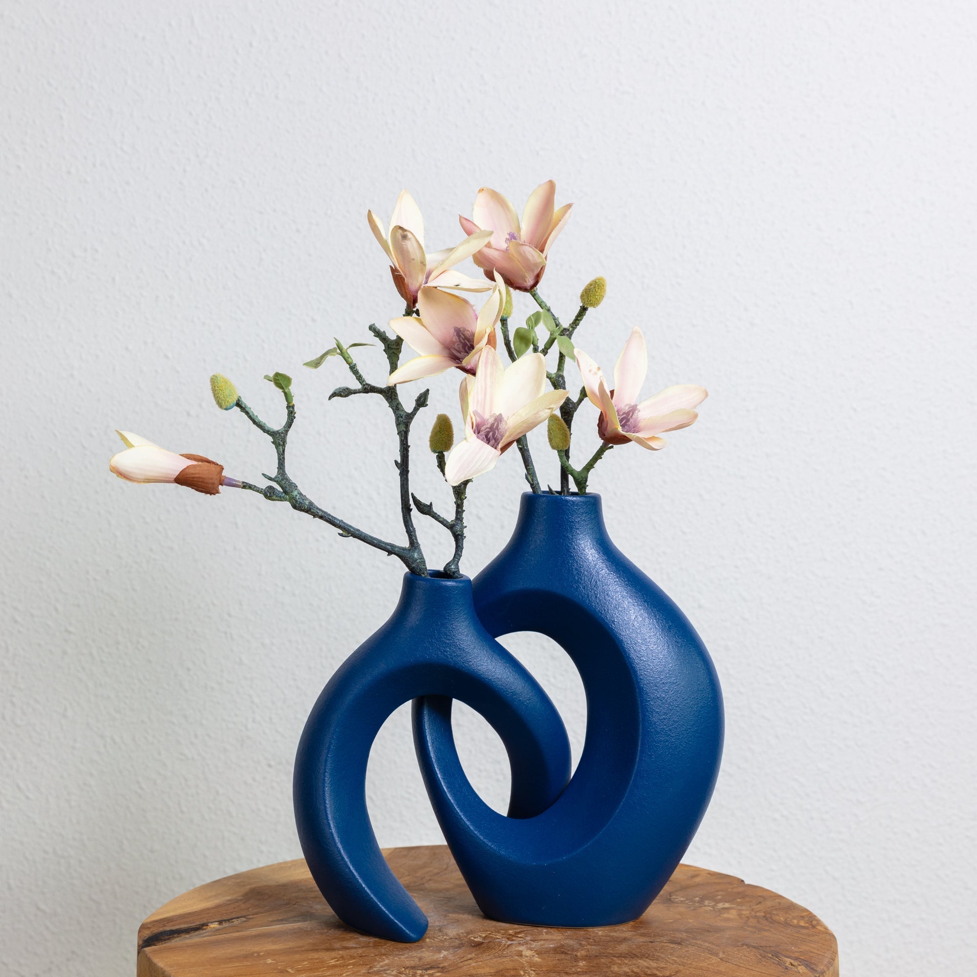 Two-piece ceramic vase set with interlocking design for tabletop display