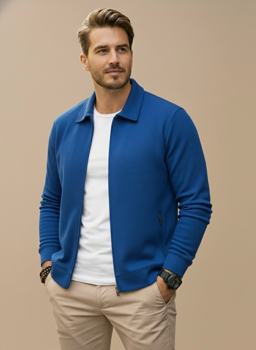Men's zip-up knitted jacket with structured collar, long sleeves, and ribbed hem