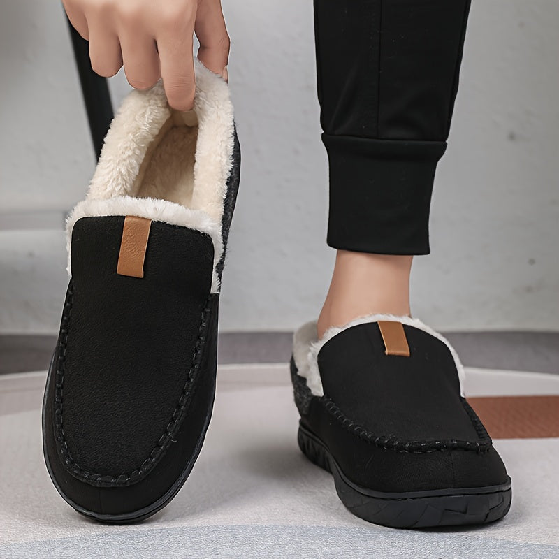Fleece-lined men's slippers with suede-look upper for home and light outdoor use