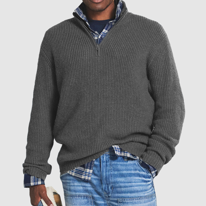 Men's half-zip knitted sweater with stand-up collar and long sleeves