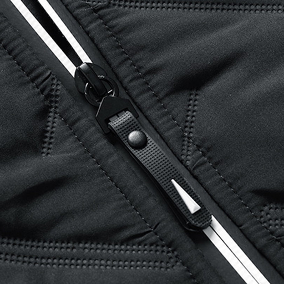 Men's quilted puffer jacket – side profile view showing regular fit and zipper pockets