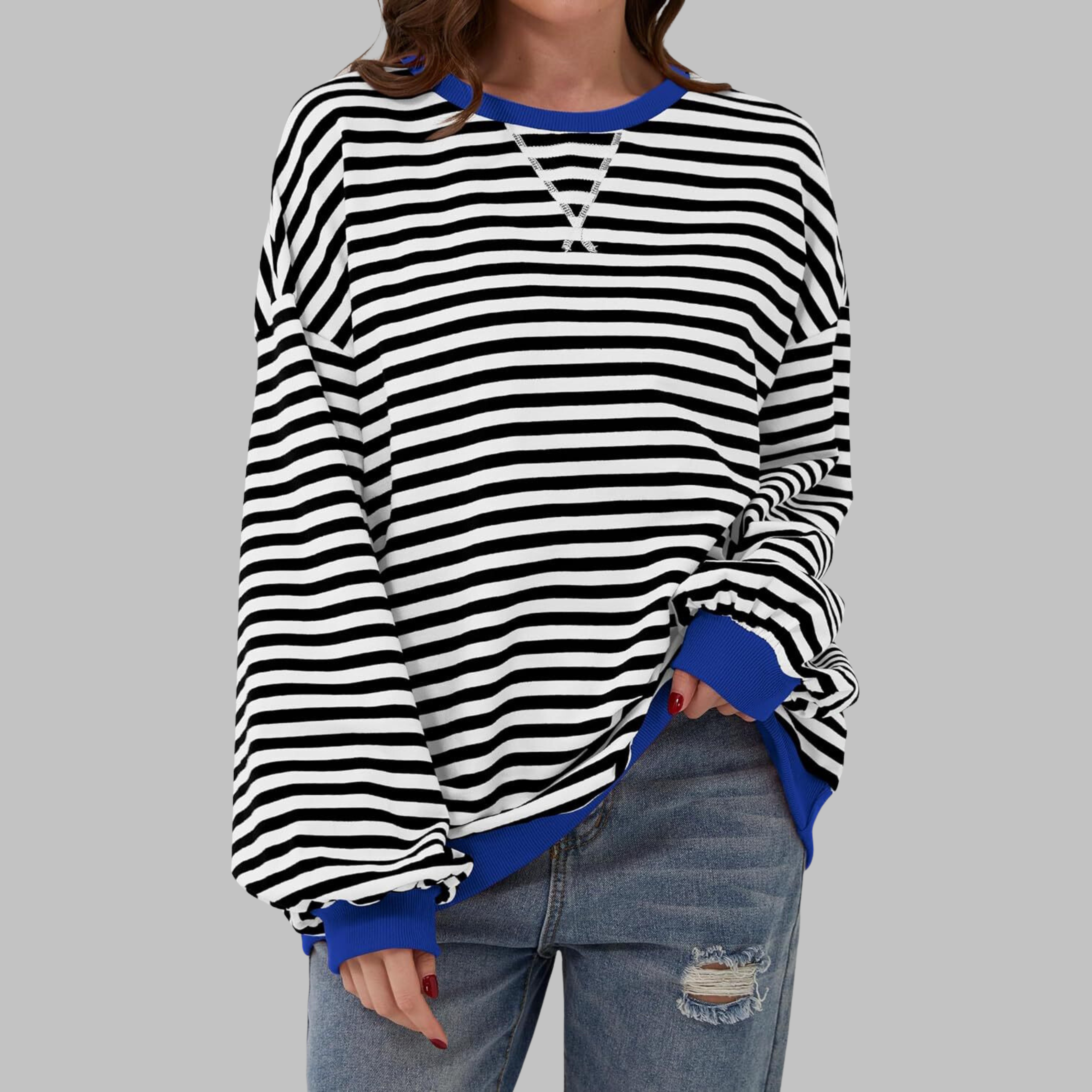 Women's striped oversized sweatshirt with contrast cuffs and hem, round neckline, long sleeves, relaxed fit
