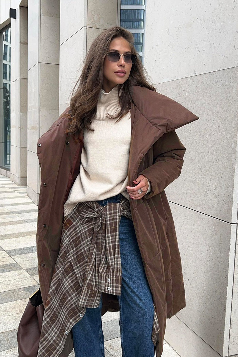 Women's long padded coat with wide collar and front closure