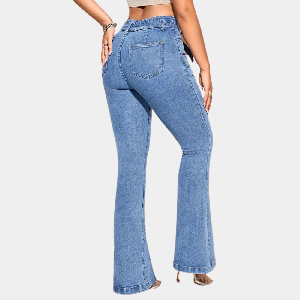 Flared denim jeans with high waist and front pockets for women