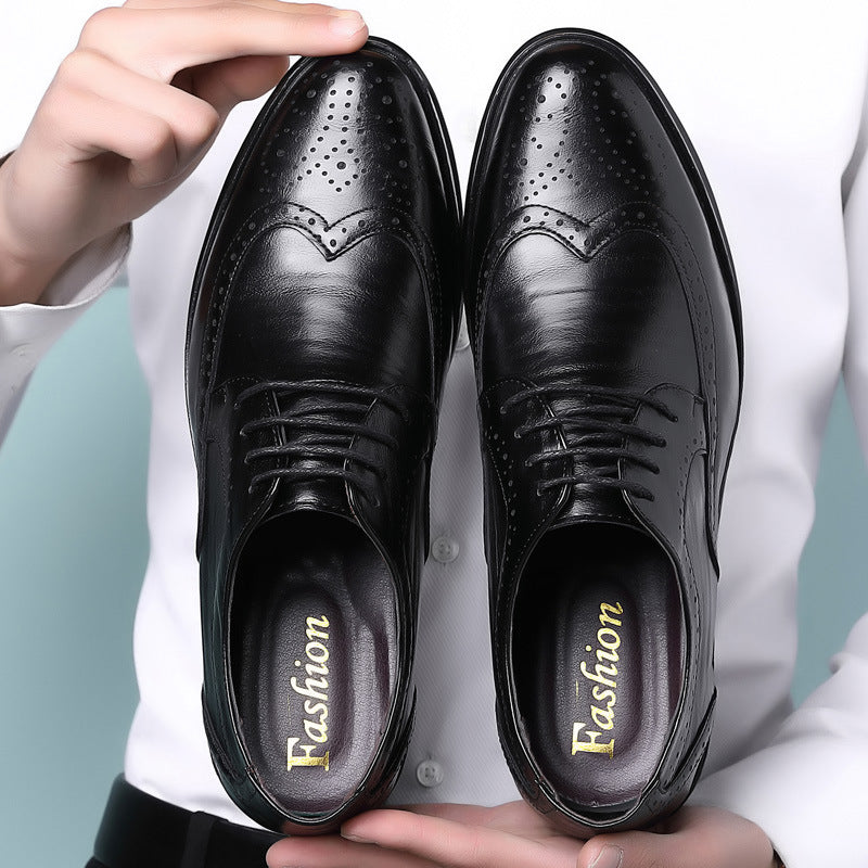 Men's lace-up leather brogue shoes with perforated detailing on toe cap and vamp
