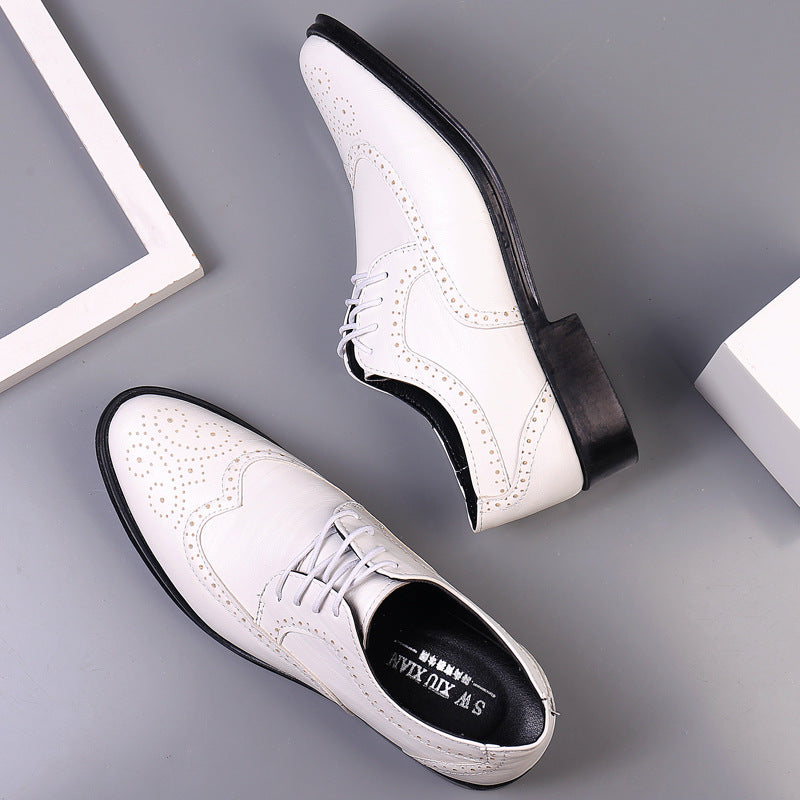 Side profile view of men's genuine leather brogue shoes with rubber sole