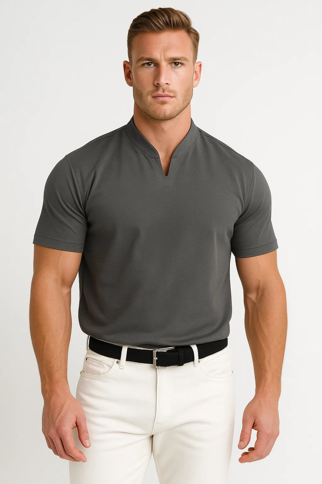 Men's split collar short-sleeve shirt with a relaxed straight cut