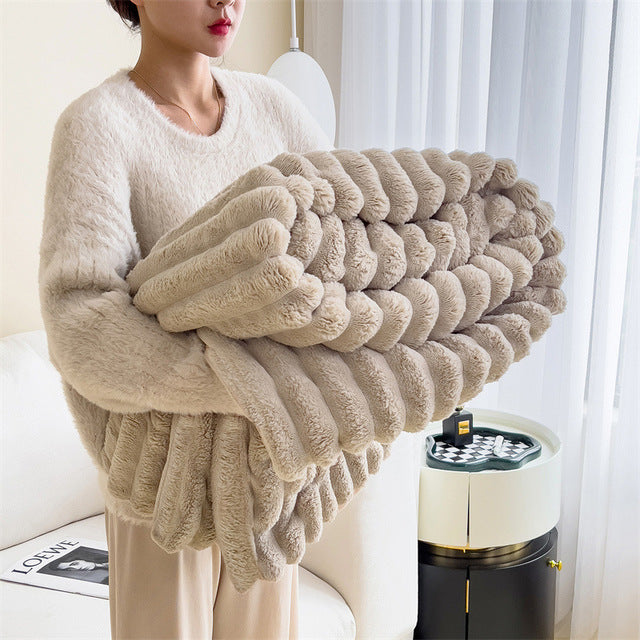 Soft polyester plush blanket with chunky knit-style ribbed design