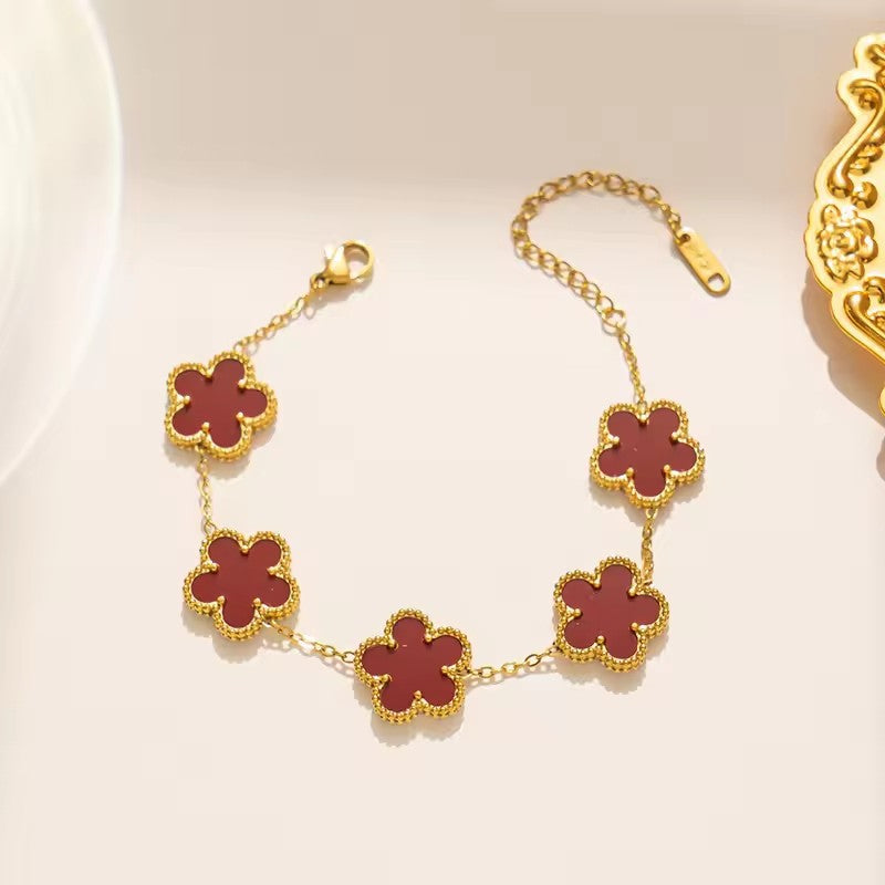 Red clover charm bracelet with fine chain for women