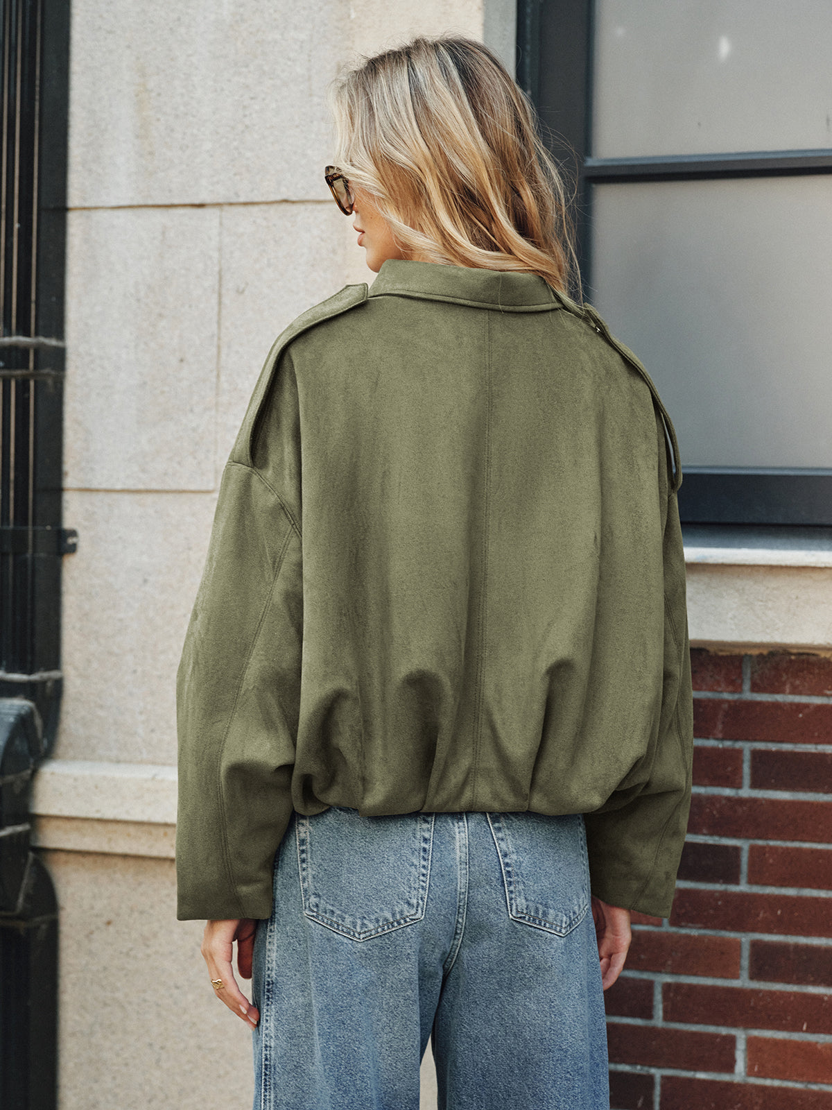 Women's suede-look jacket with long sleeves and relaxed silhouette