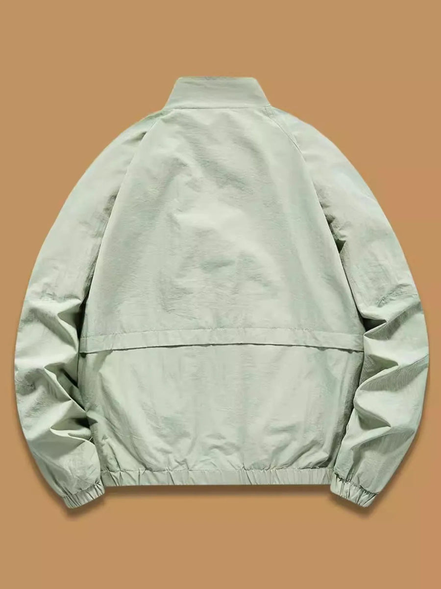 Lightweight men's jacket with snap buttons, available in sizes S to 3XL
