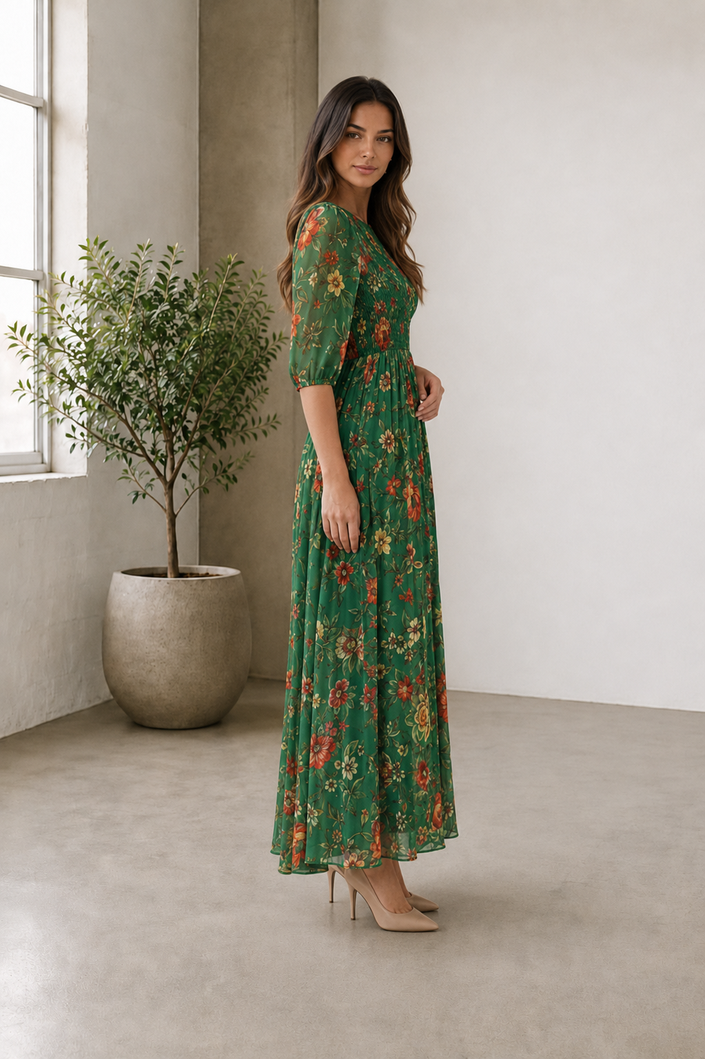 Women's Green Floral Print V-Neck Maxi Dress